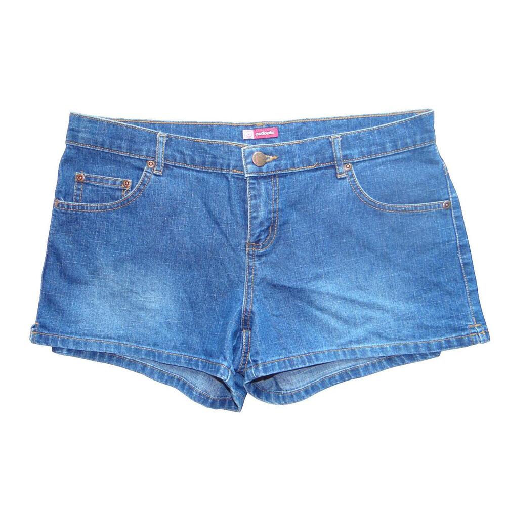 Vintage Women's‎ Denim Shorts by Outlooks Size 11